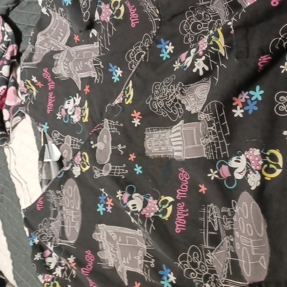 Scrub top